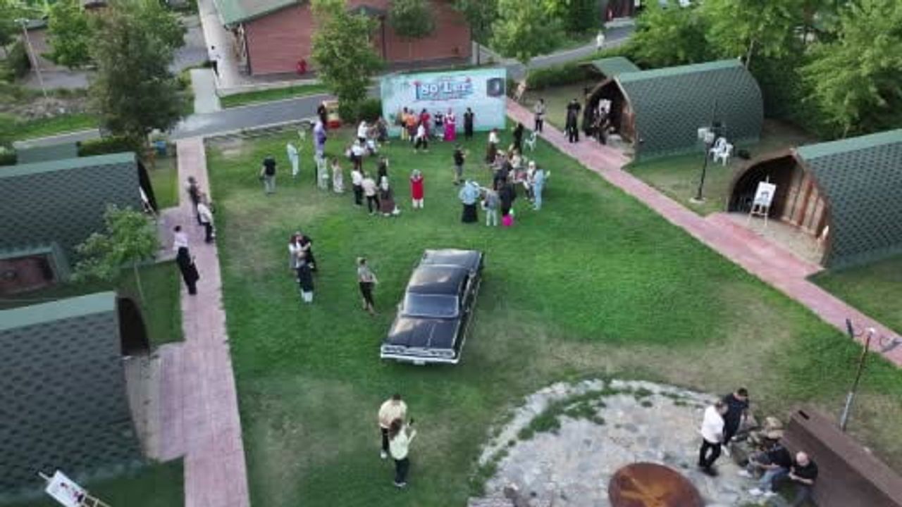 Pendik'te seksenler rüzgarı: nostalji dolu buluşma