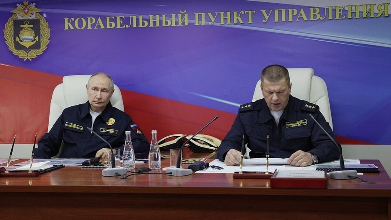 Putin Varyag kruvazöründe: batıya misilleme uyarısı ve Pasifik tatbikatı