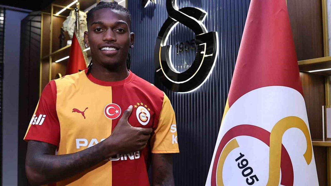 Rafael Leão transferiyle Galatasaray'ın Portekizli mirası genişledi