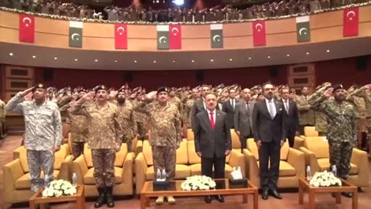 Rawalpindi'de kardeşlik vurgusu: 30 ağustos zaferinin 104. yılı törenle anıldı