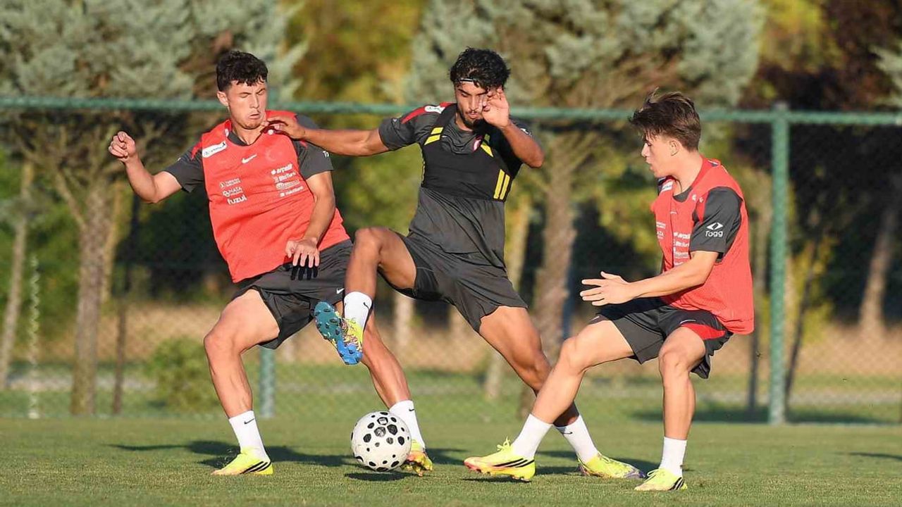 Riva'da başlayan hazırlıklar u20 milli takımını Taranto'ya taşıyor