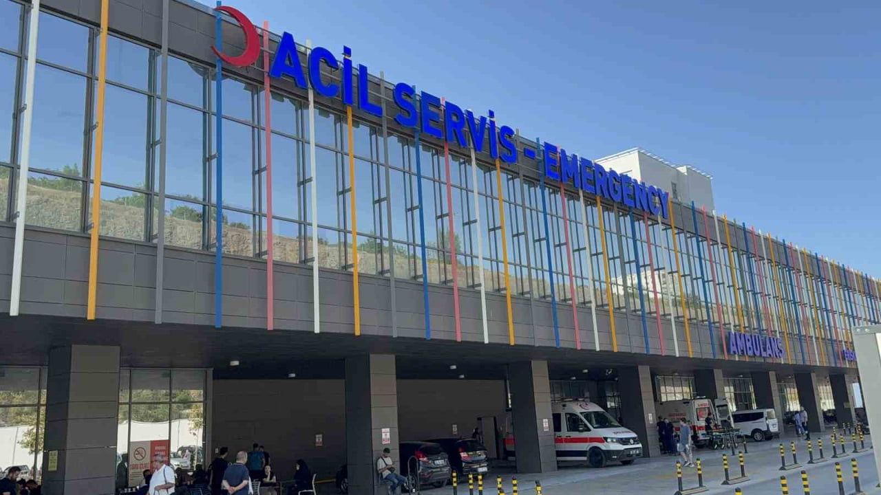 Sabaha karşı fırın kumanda odasında patlama: iki operatör hastaneye kaldırıldı