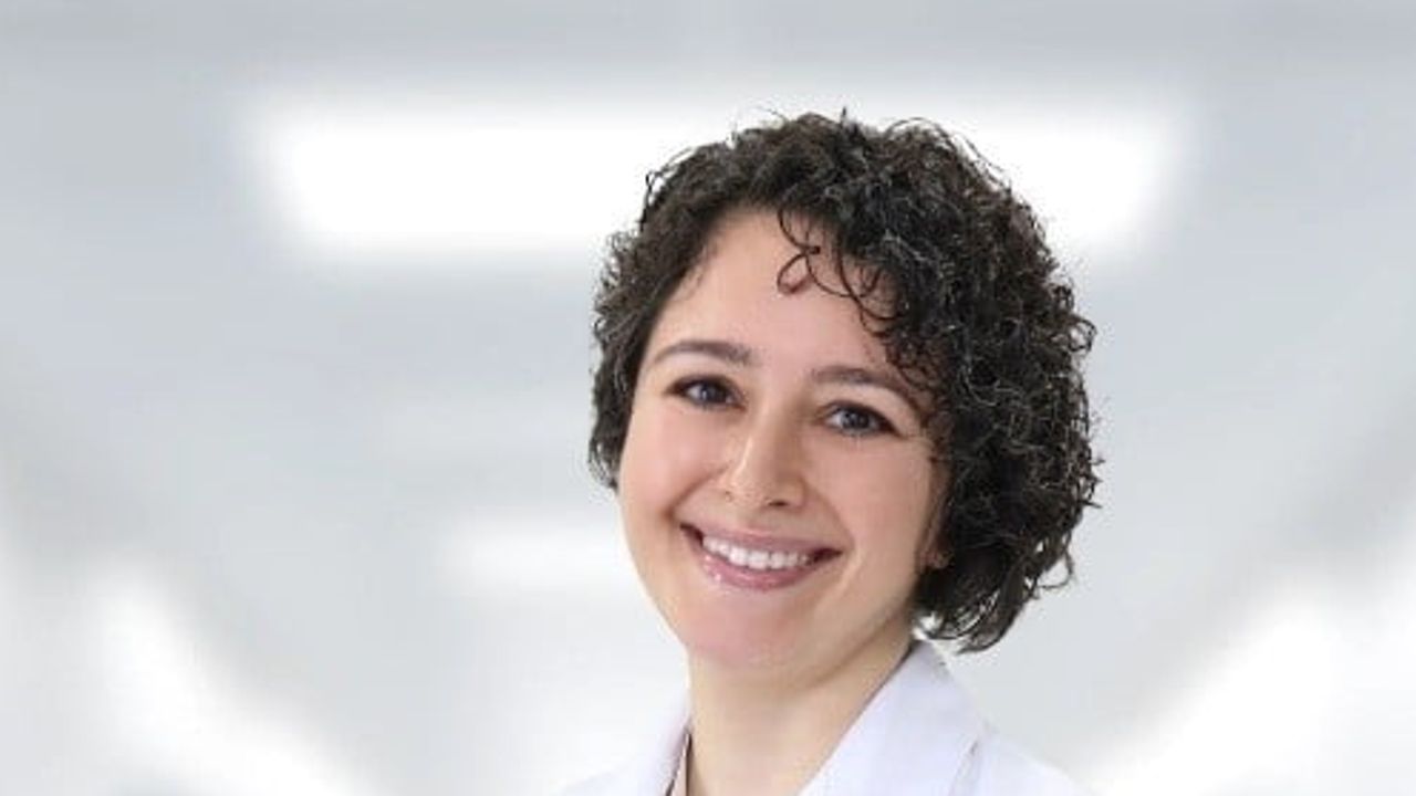 Sade ve işlevsel doğum çantası hazırlamanın püf noktaları