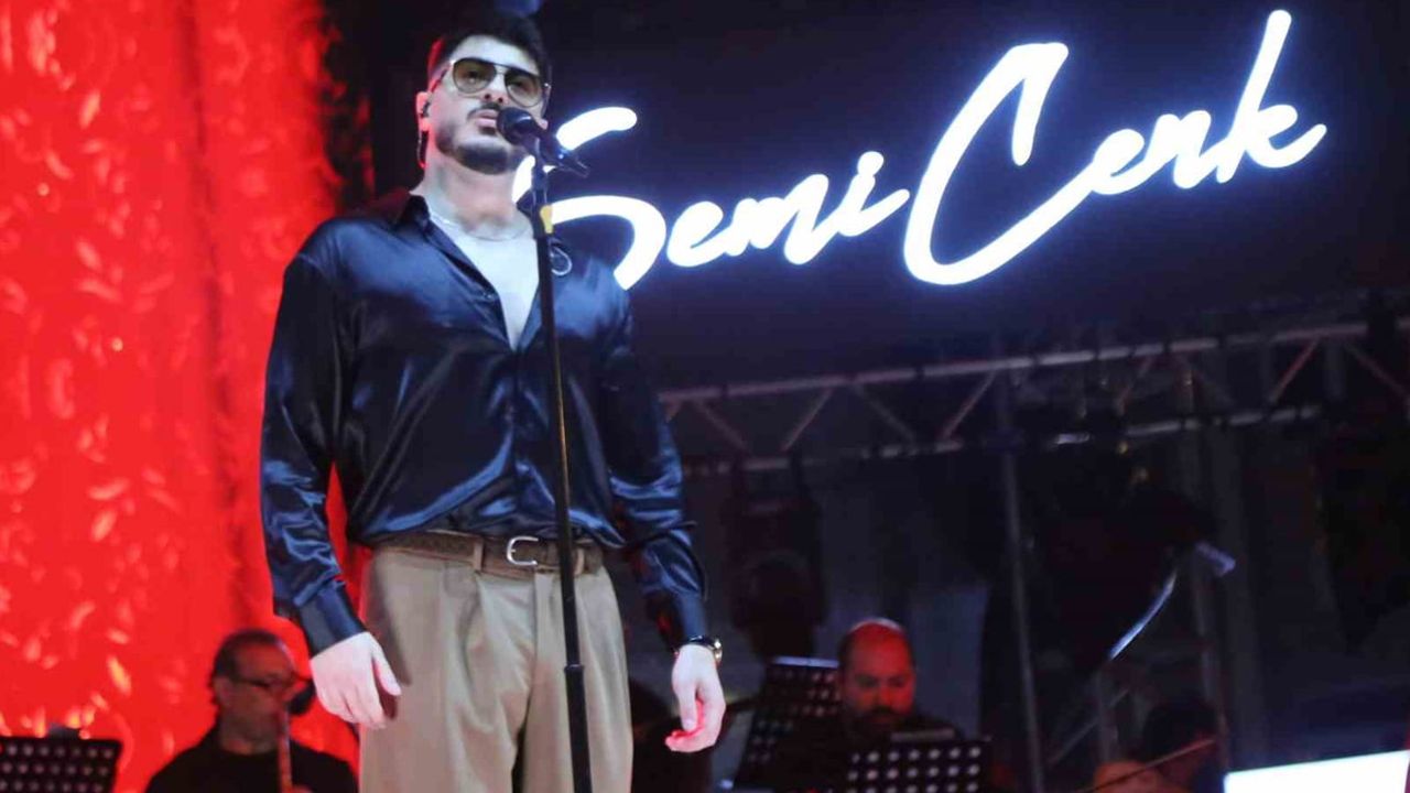 Sağanak altında Semicenk coşkusu: Tosya'da festival dolu akşam