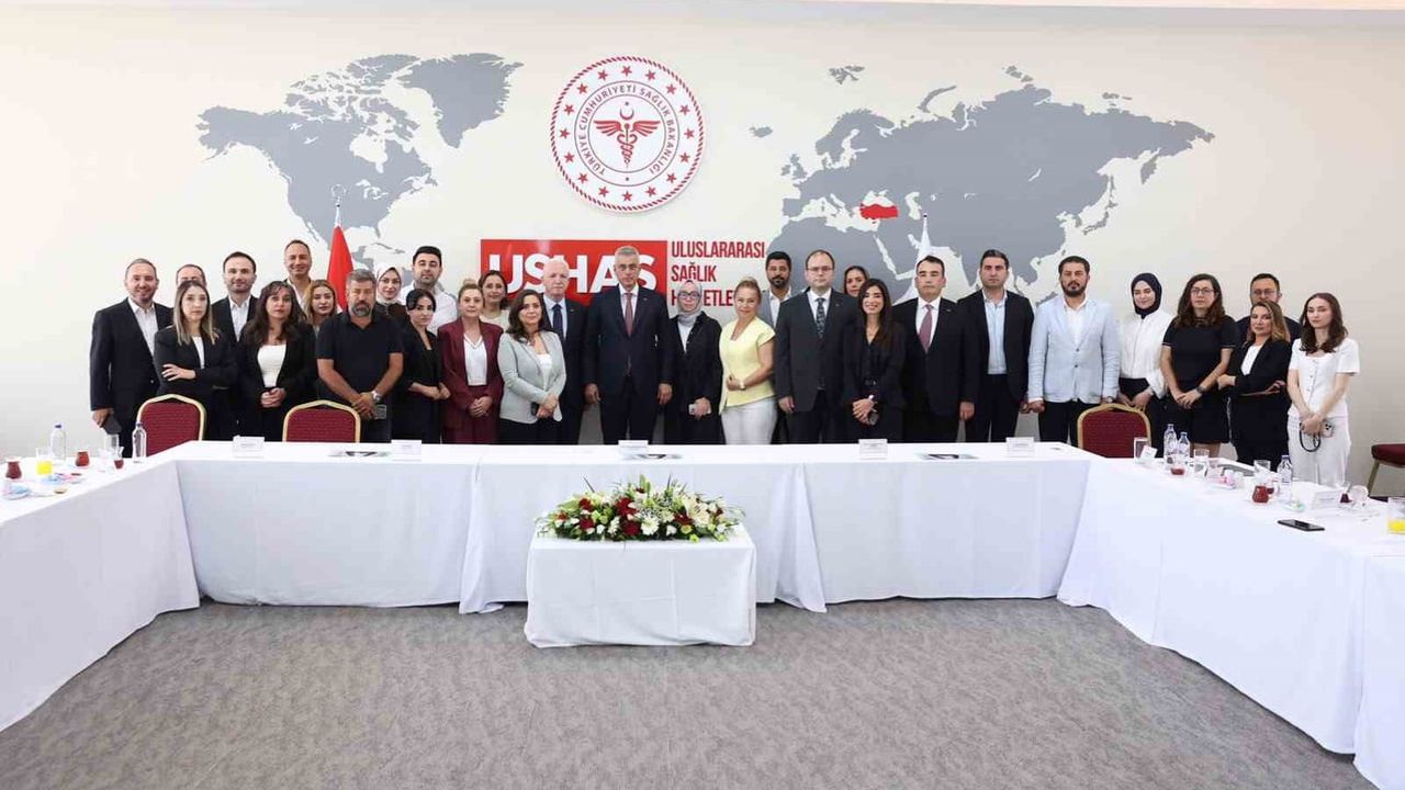 Sağlığın teknolojisini ve ilacını biz üreteceğiz: yerli üretim, palyatif model ve sağlıkta yeni vizyon