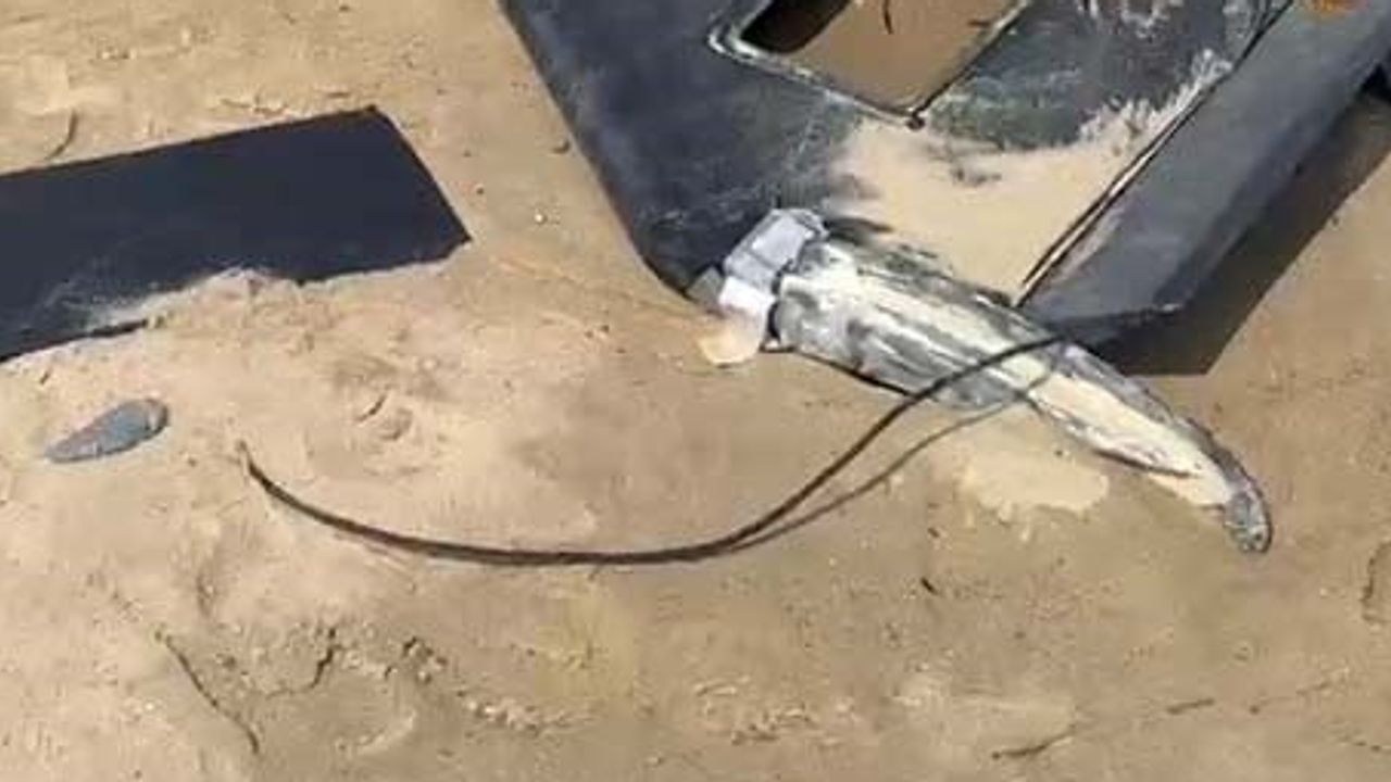Sahile vuran şüpheli cisim Yeniköy'de teknik incelemeye alındı