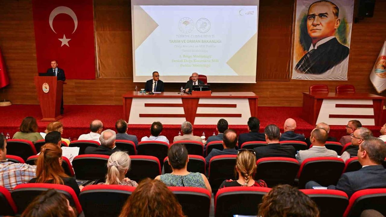 Sahipsiz hayvanlar değil sahiplerin terk edilmesi sorunu vurgulandı