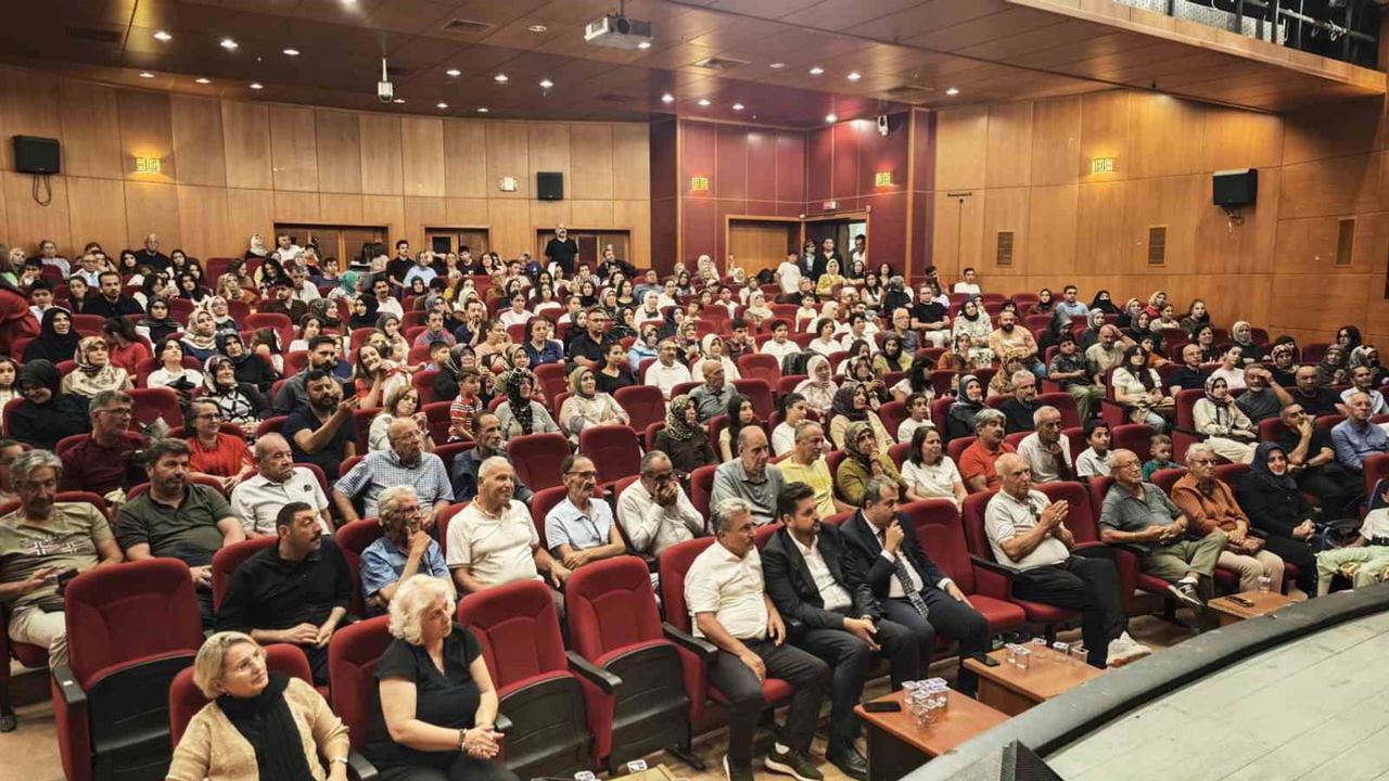 Sahnede engel yok: Ahlat'ta 'gönülden ezgilere' buluşması
