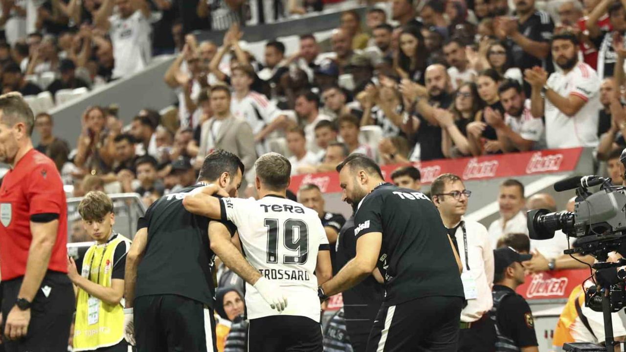 Sakatlık erken değişikliğe yol açtı: Leandro Trossard oyunu tamamlayamadı