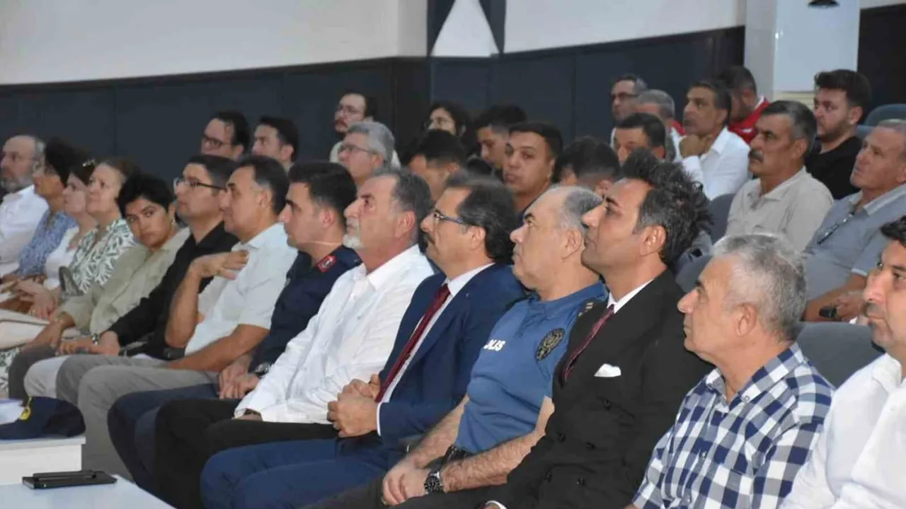 Salihli muhtarlarıyla yangın riskine karşı seferberlik çağrısı