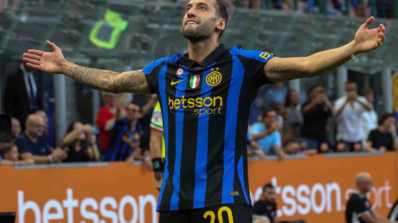 Şampiyon açılışını Hakan Çalhanoğlu ile yaptı: Inter sezona farklı başladı