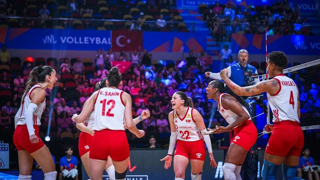 Şampiyon takım İstanbul’da ev sahibi avantajını kullanmaya hazırlanıyor
