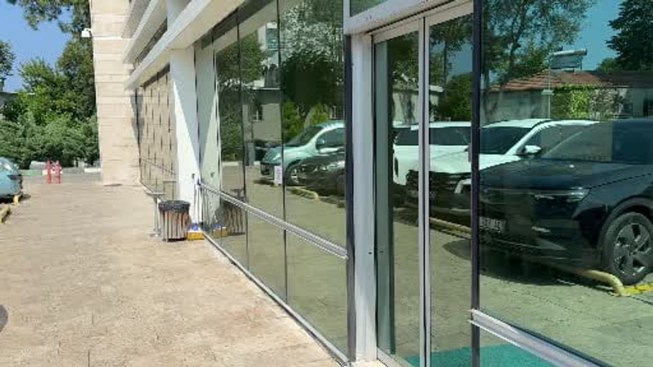 Samsun'da şiddet iddiası: kız arkadaşını kepçeyle yaktığı öne sürülen genç tutuklandı
