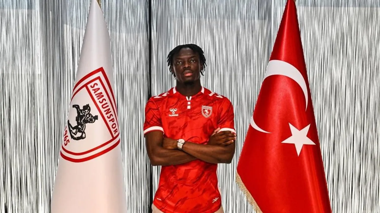 Samsunspor kadrosunu yeniden şekillendirdi: 8 ayrılık, 7 takviye