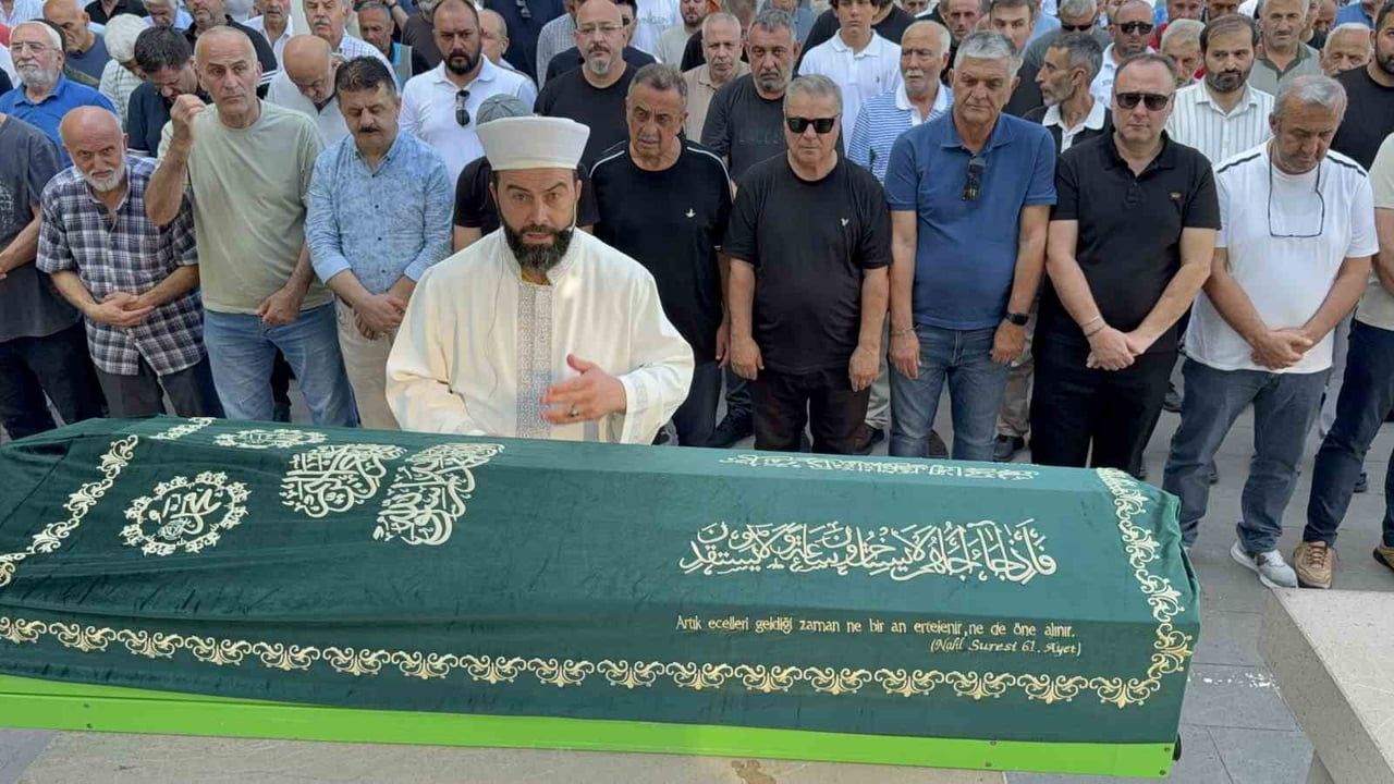 Samsunspor’un efsane ismi Celil Sağır’ın babası son yolculuğuna uğurlandı