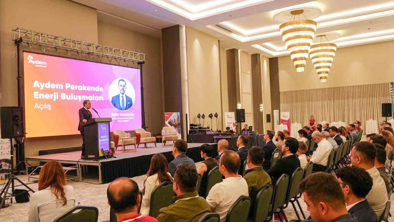 sanayinin enerji gündemi: lisanssız üretim, saatlik mahsuplaşma ve istikrar talebi