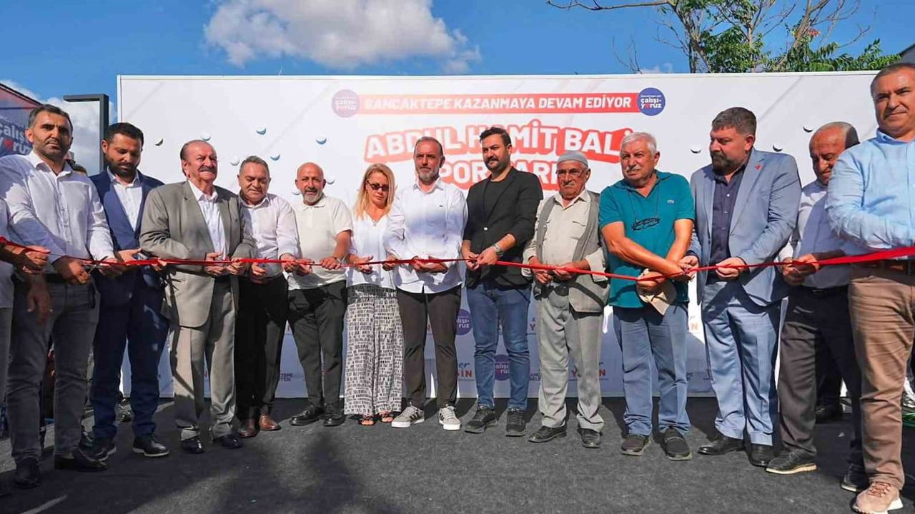 Sancaktepe'de Abdülhamit Bali anısına düzenlenen spor parkı açıldı