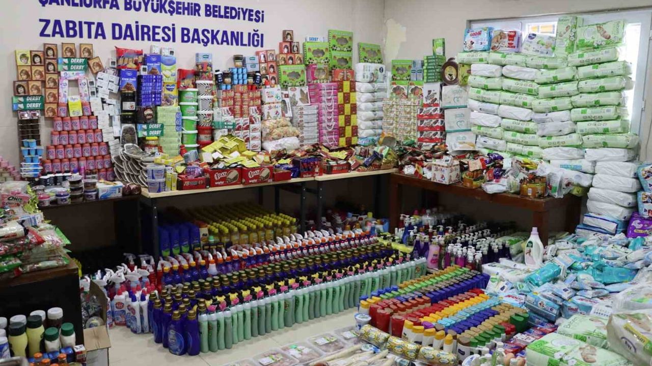 Şanlıurfa zabıtası market raflarında kapsamlı denetim yaptı
