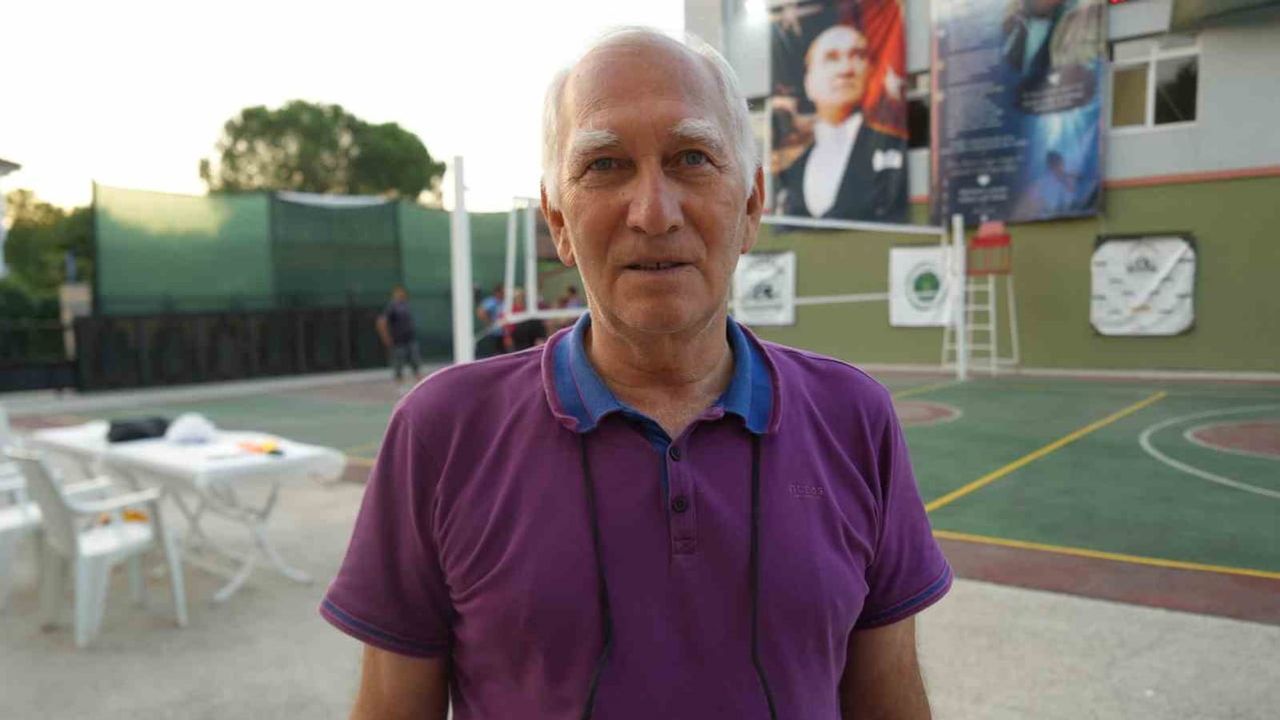 Sapanca'da dalgıç Melikcan Yenişen anısına 12 takımlı voleybol turnuvası