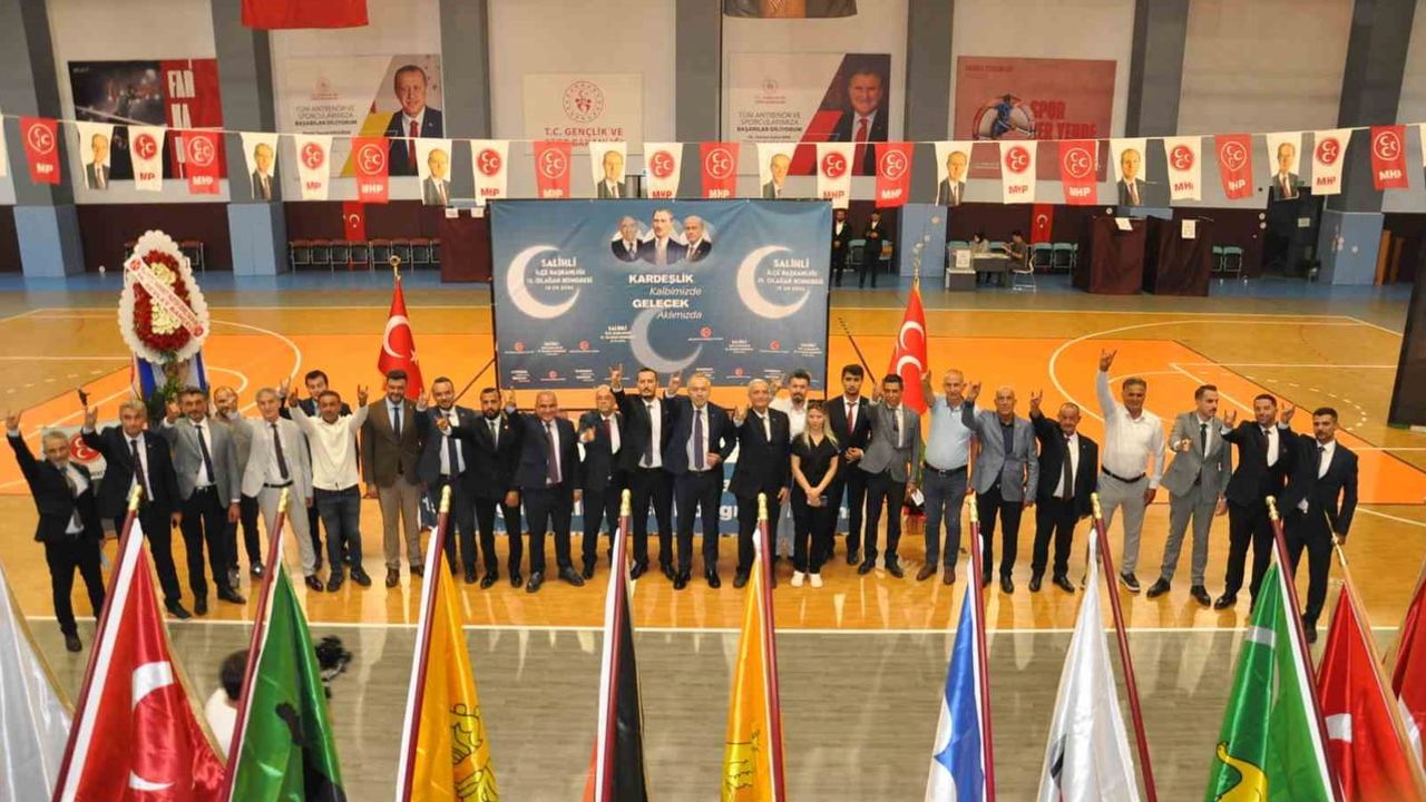 Sefa Ergün liderliğinde MHP Salihli yeni döneme kenetlendi