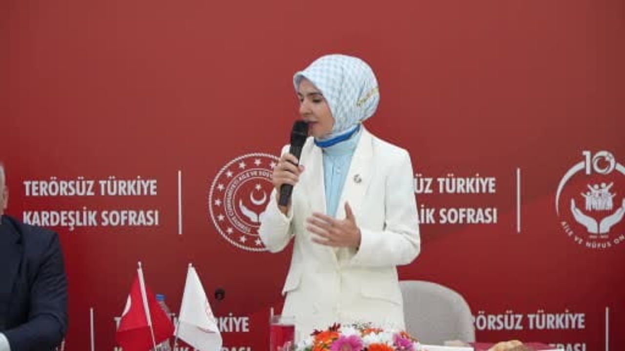 Şehit ve gazilerle terörsüz yarınları birlikte inşa ediyoruz