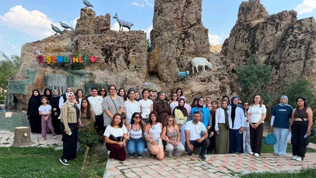 Şemdinli gençlik kampında Giresun ve Iğdırlı gençleri ağırladı