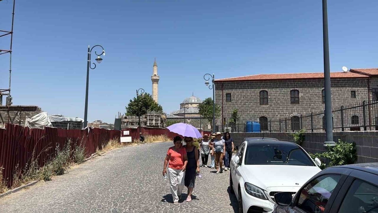Sıcak havalar kalp krizlerini ve ritim bozukluklarını tetikliyor