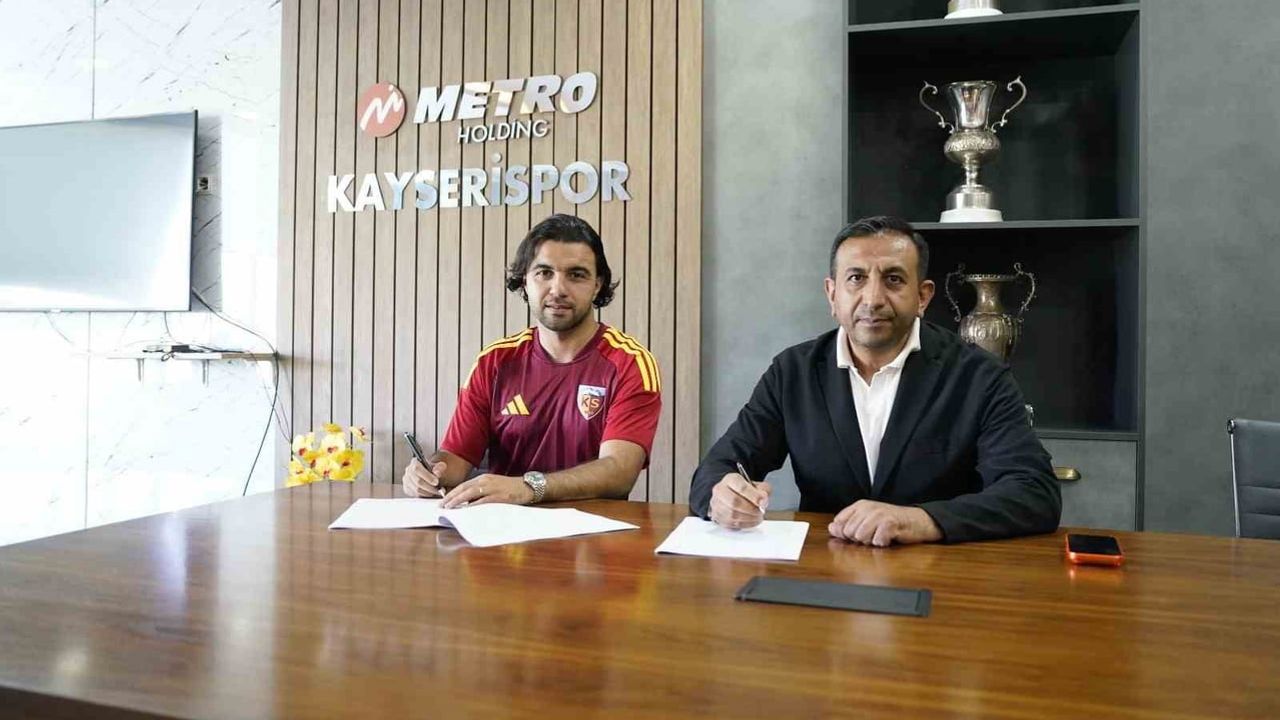 Sinan Kurt Kayserispor'da: şampiyon orta saha 8 numarayı giyecek