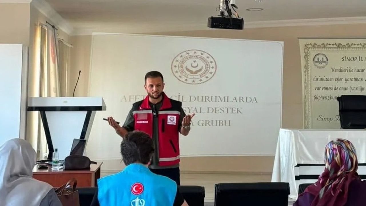 Sinop’ta müftülük personeline psikososyal destek eğitimi