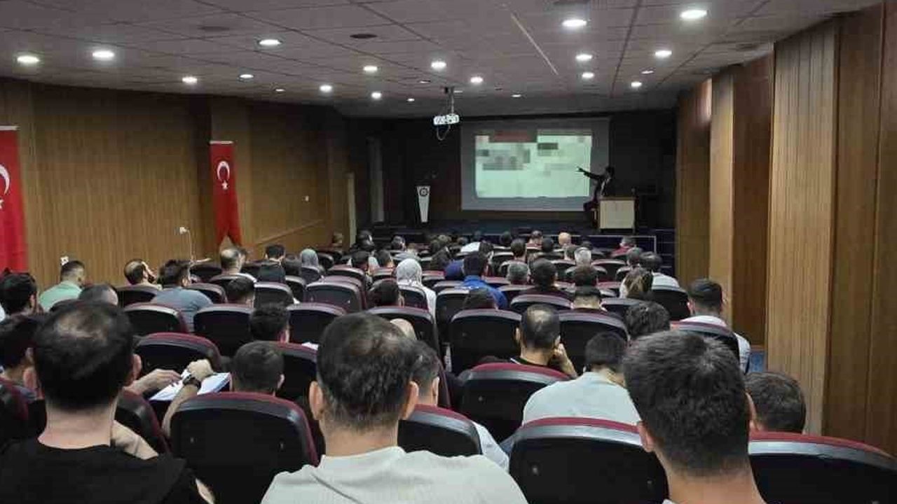 Şırnak'ta emniyet personeline düzensiz göç eğitim seferberliği