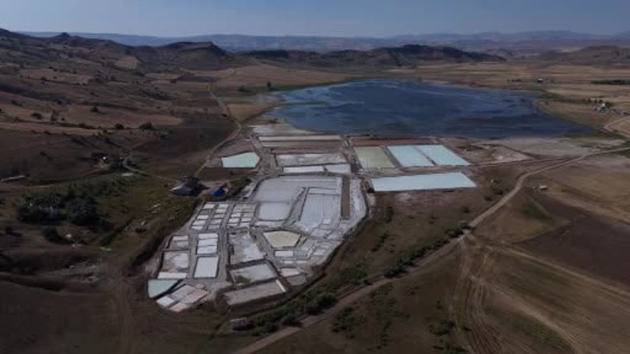 Sivas’ın yeraltı tuzu: 50 metre derinden çıkarılan kaynak ekimde sofralara kavuşacak