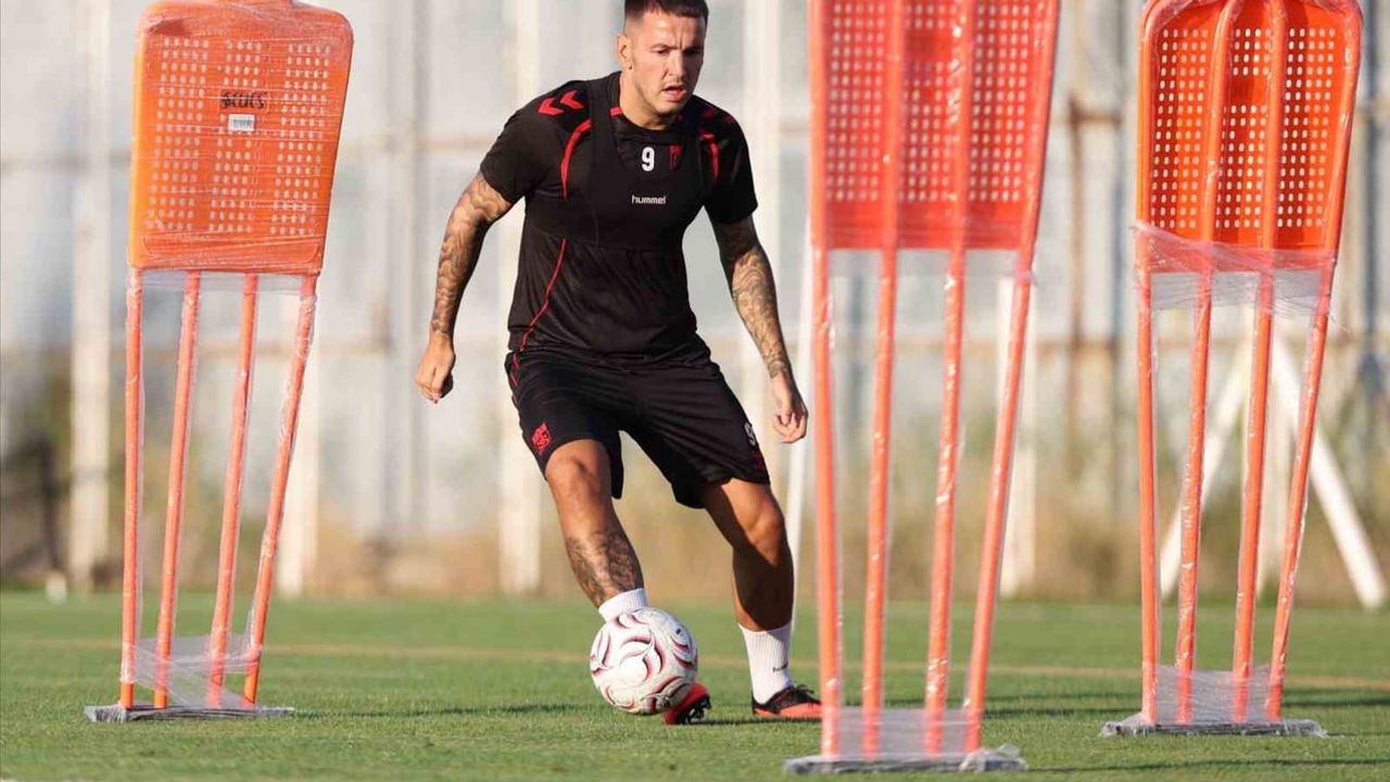 Sivasspor hazırlıklarını hızlandırdı: Kayserispor maçı öncesi yoğun program