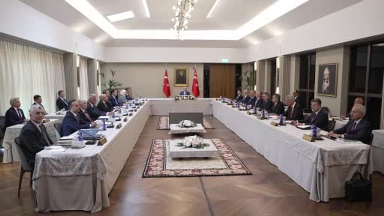 Siyasi gündem kabineyle masaya kondu: Erdoğan başkanlığında toplantı