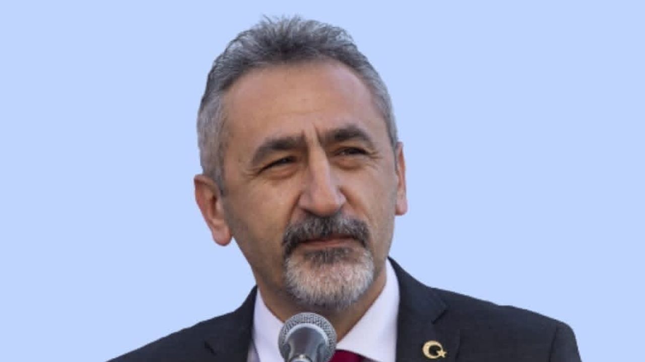 Siyasi yargı tartışmaları CHP'yi gündemden uzaklaştırdı