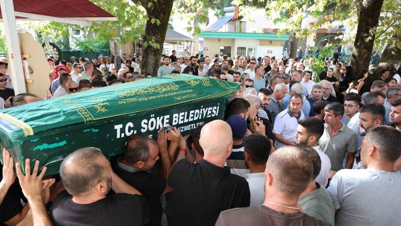 Söke İdmanyurdu'nun genç oyuncusu dualarla uğurlandı