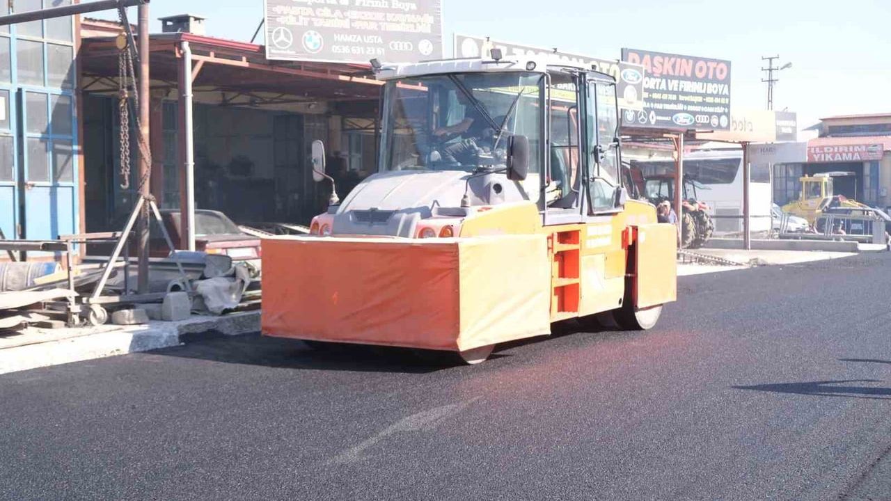 Sorgun sanayi sitesine yeni yüz: asfalt ve çevre düzenlemesi devam ediyor
