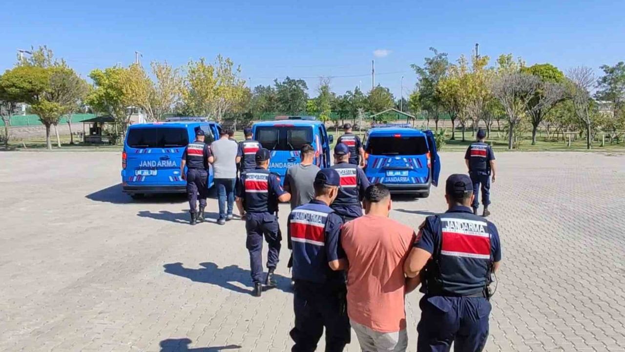 Sosyal medyada yayılan görüntüler jandarmayı harekete geçirdi: Aksaray'da üç şüpheli yakalandı