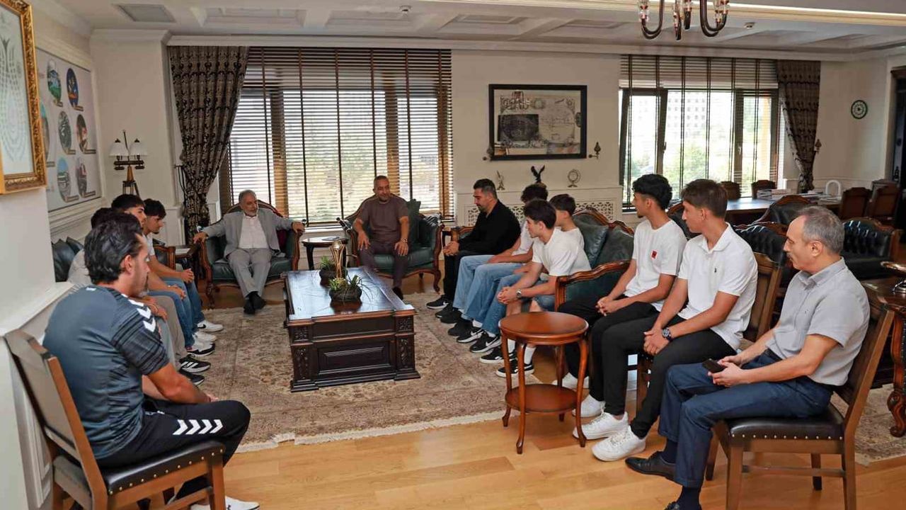 Talas sporcu fabrikasından çıkan 9 isim Kayserispor yolunda