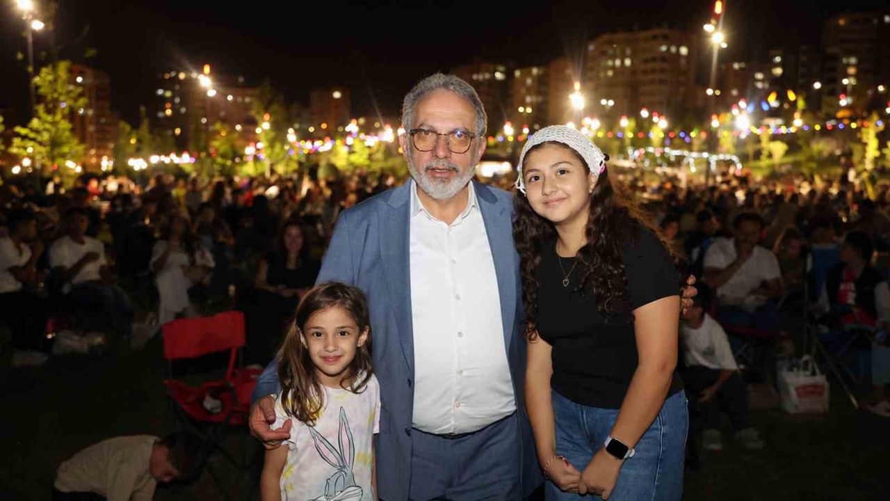 Talas'ta yıldızlar altında 'Ayla' ile duygusal akşam
