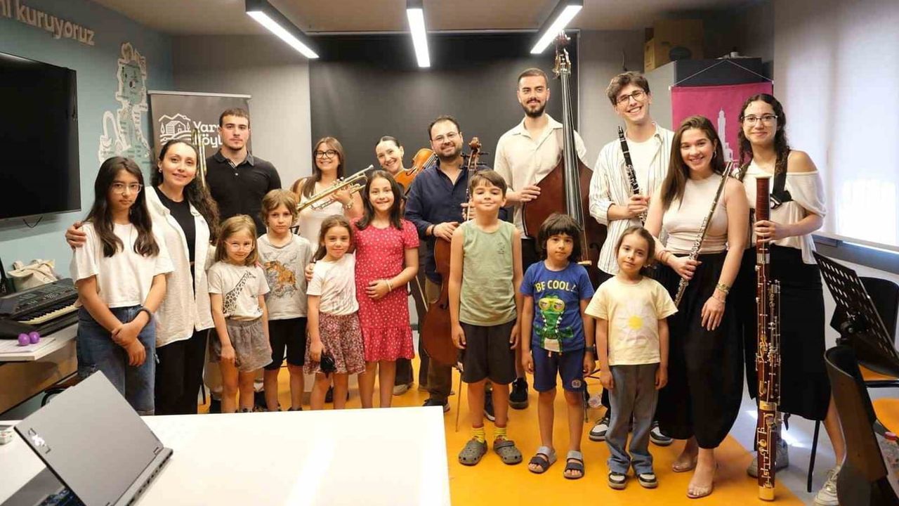 Taraklı'da çocuklar müzikli hikaye atölyesinde klasik müziği keşfetti