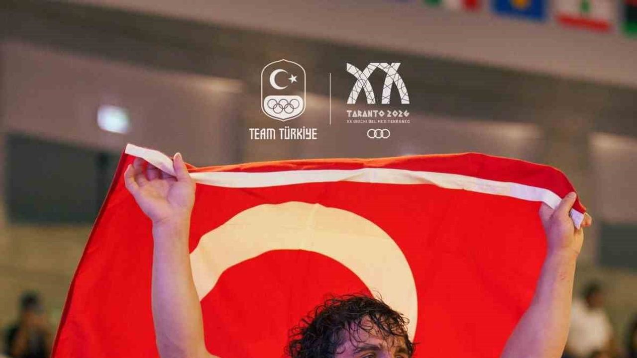 Taranto'da minderde zafer: Ahmet Duman altın madalyayı kazandı