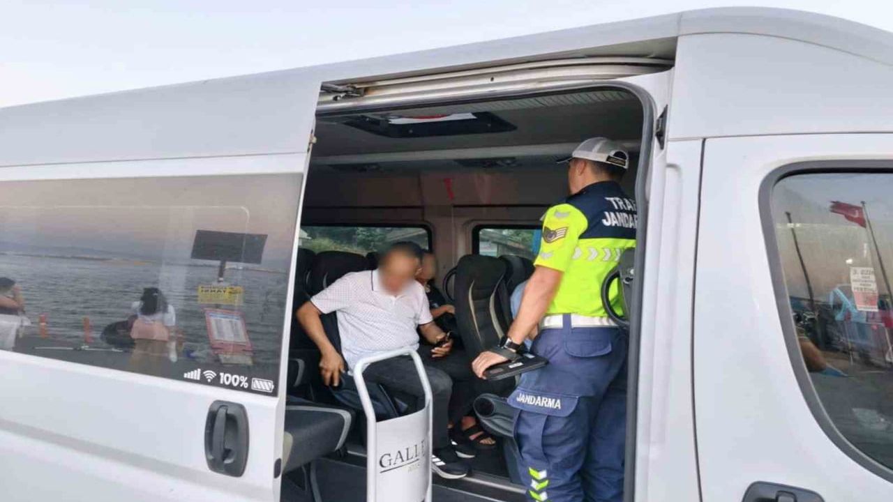 Tarihi alanda jandarmadan kapsamlı denetim ve bilgilendirme