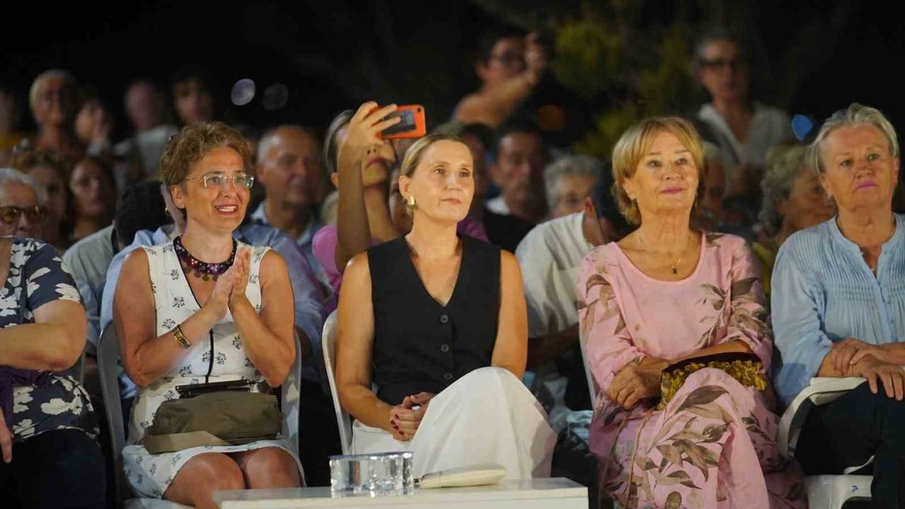 Tarihi gümrük meydanı ritim ve halkın buluşma noktası oldu