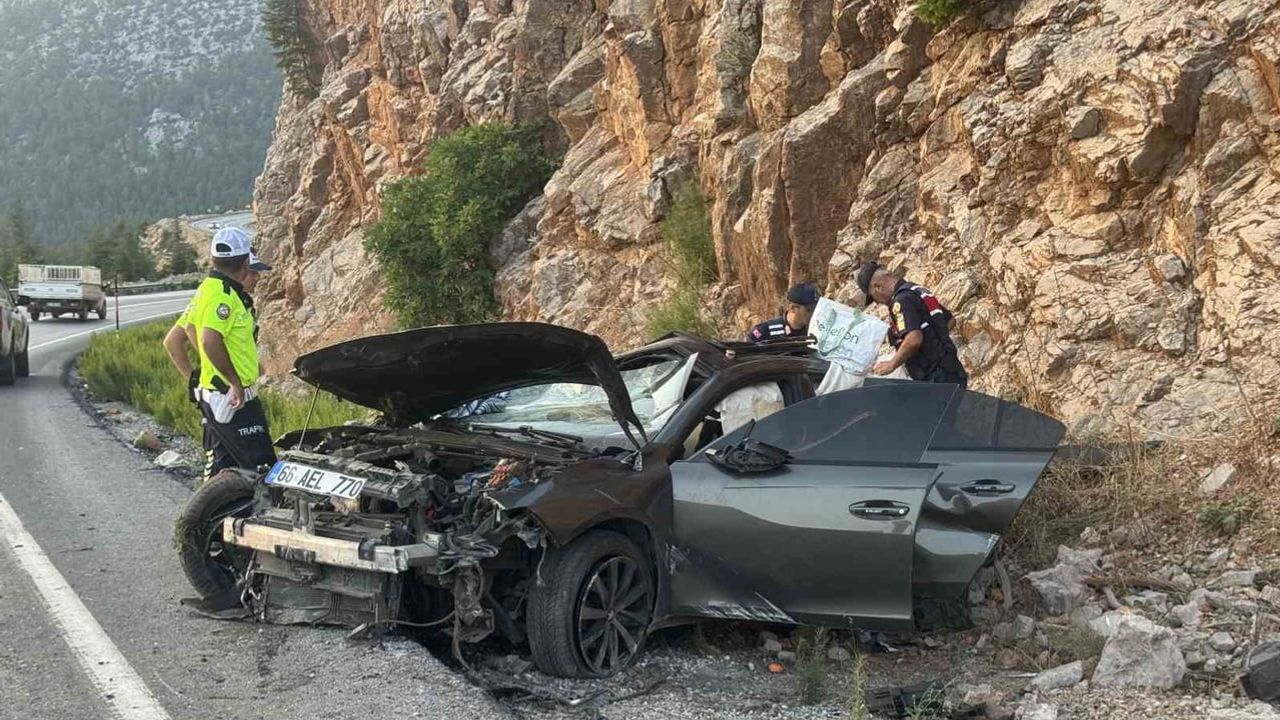 Tatilden dönüşte trajik kayıp: sınıf öğretmeninin cenazesini eşi teslim aldı
