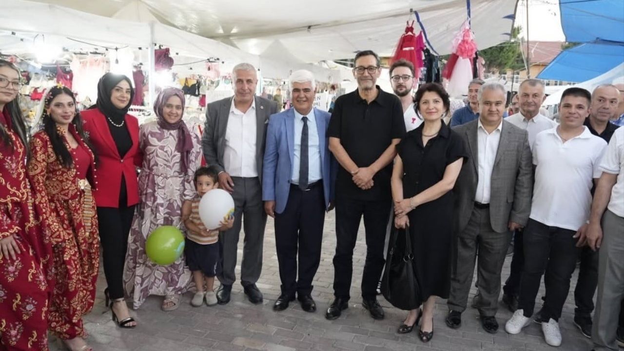 Tavşanlı'da alışveriş günleri ilçe içi ticareti canlandırma hedefiyle başladı