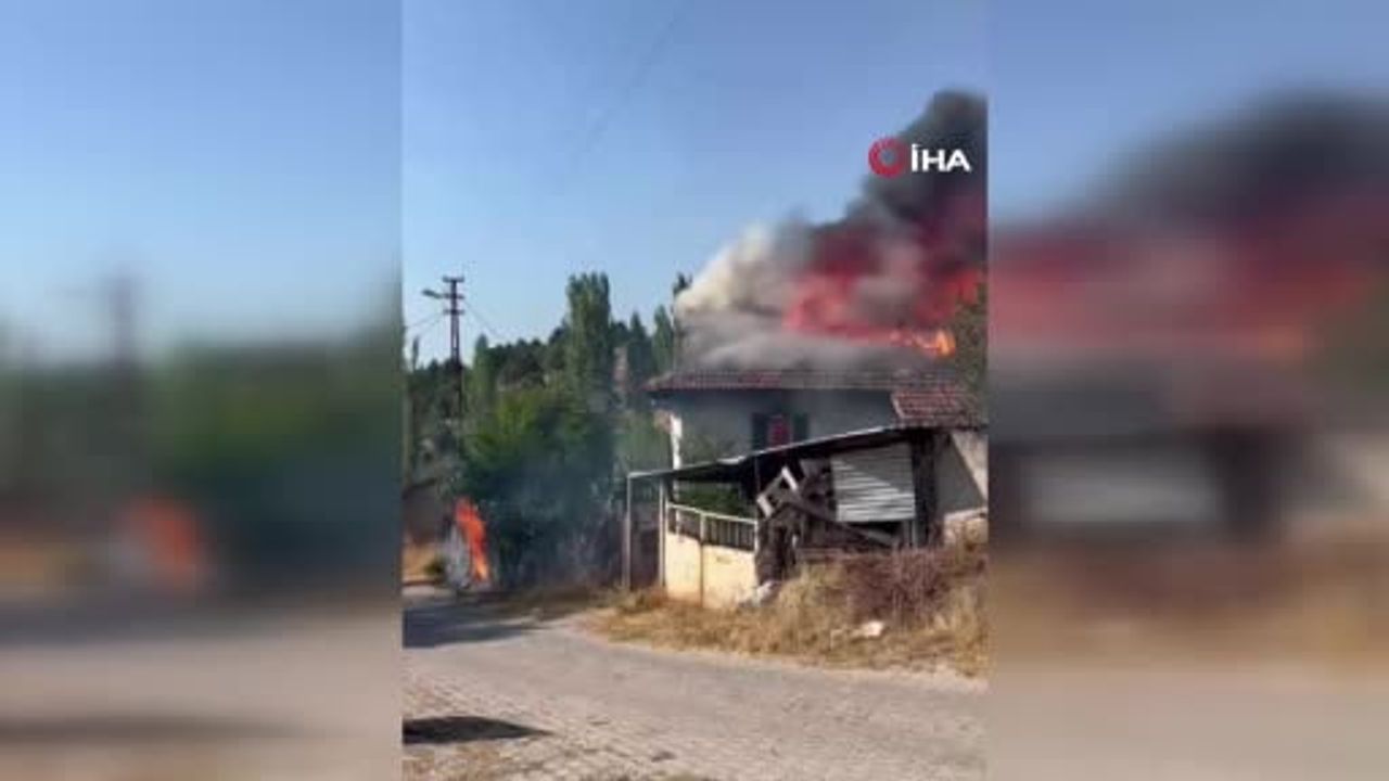 Tavşanlı'da elektrik şüphesiyle çıkan yangın evi küle çevirdi