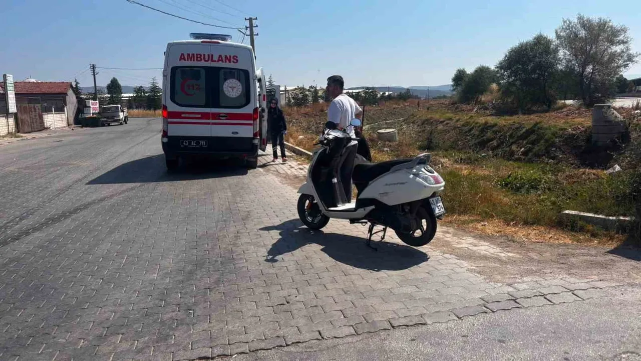 Tavşanlı'da hakimiyet kaybı motosikleti devirdi