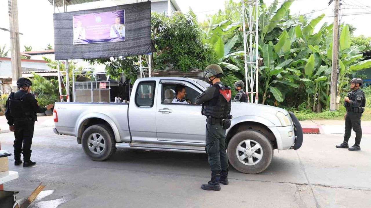 Tayland'ın güneyinde dört saatlik saldırı dalgası: 51 hedef, 3 yaralı