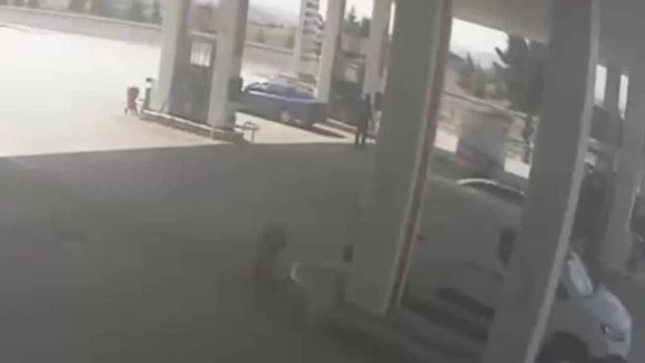 Temelli'de midibüsün takla attığı çarpışmanın görüntüleri yayımlandı