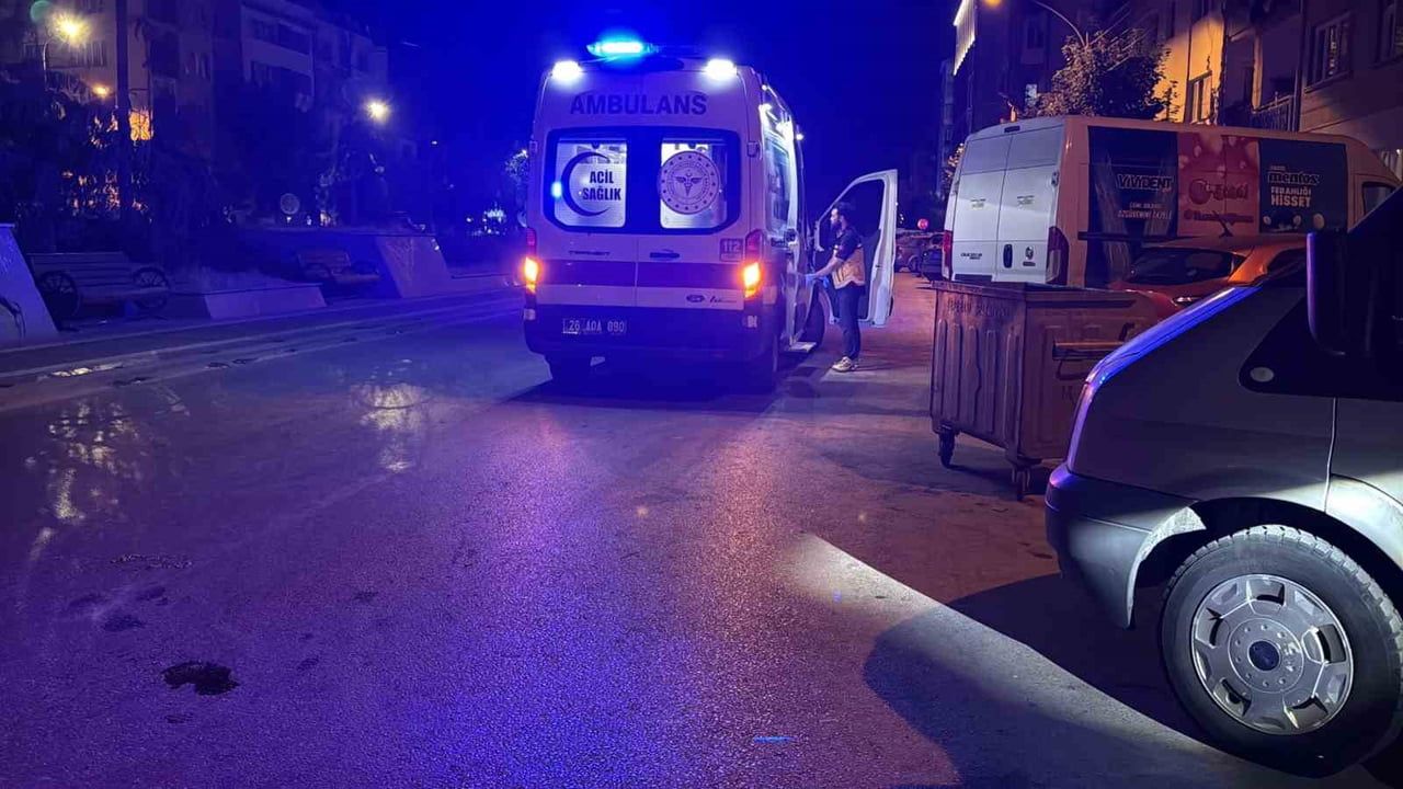 Tepebaşı'nda gece yarısı scooter'dan düşen kadın tedavi altına alındı